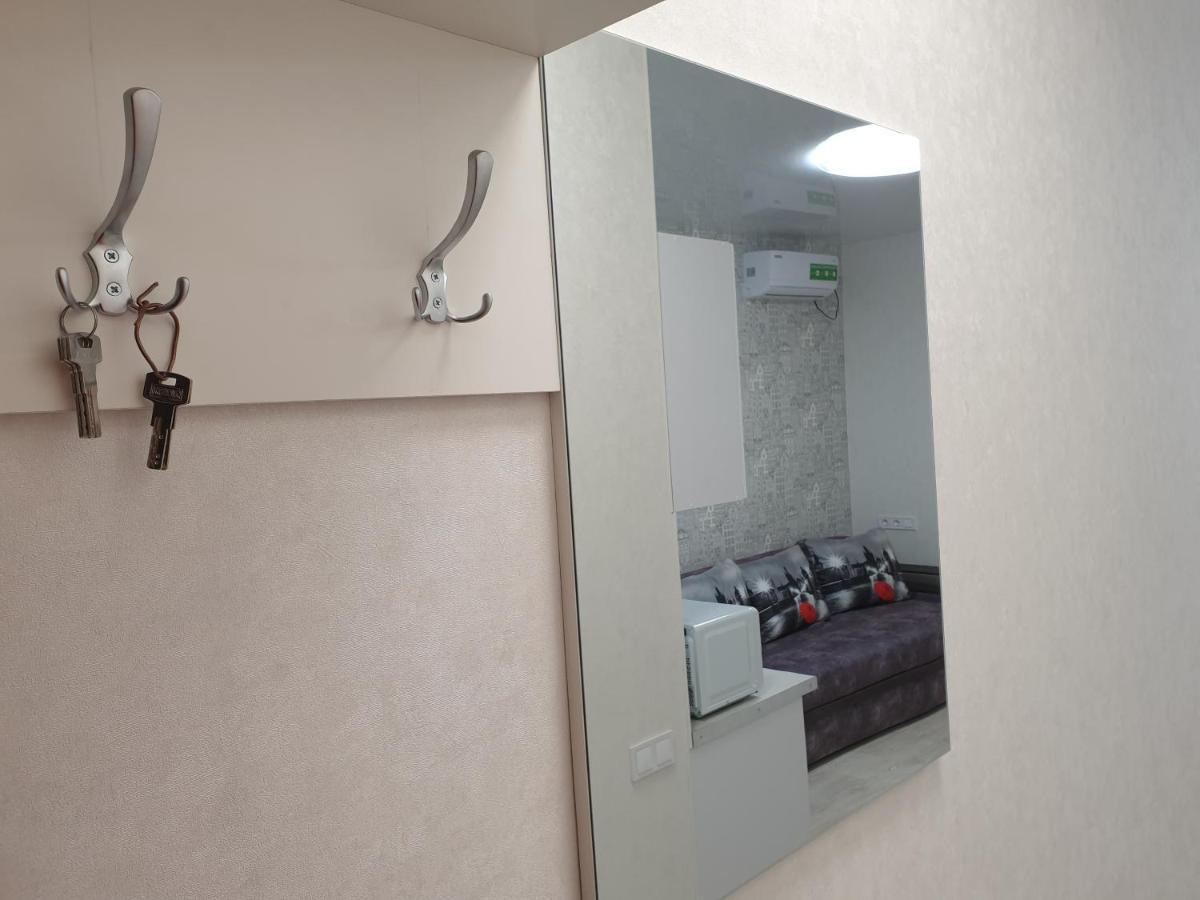 Apart Hotel Malinovskogo Kharkiv Bagian luar foto