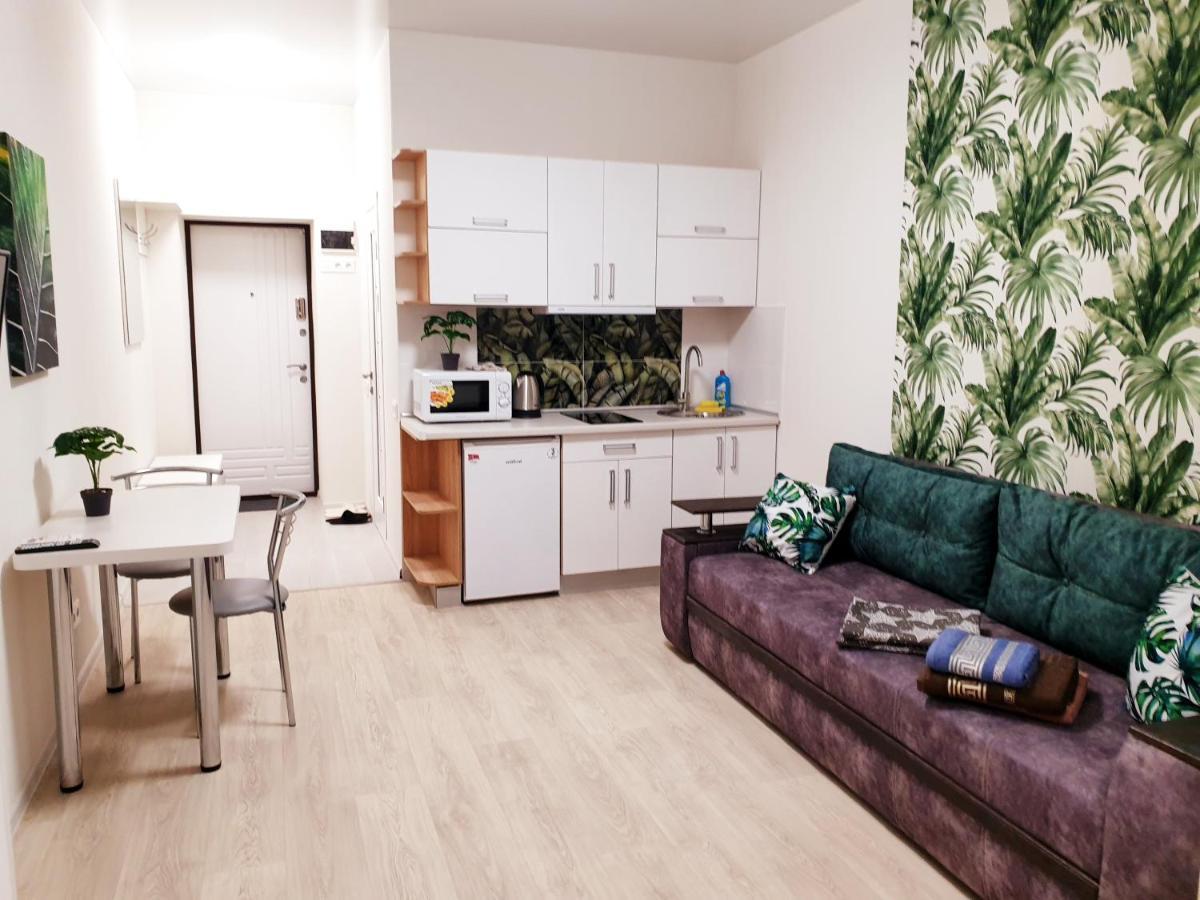 Apart Hotel Malinovskogo Kharkiv Bagian luar foto