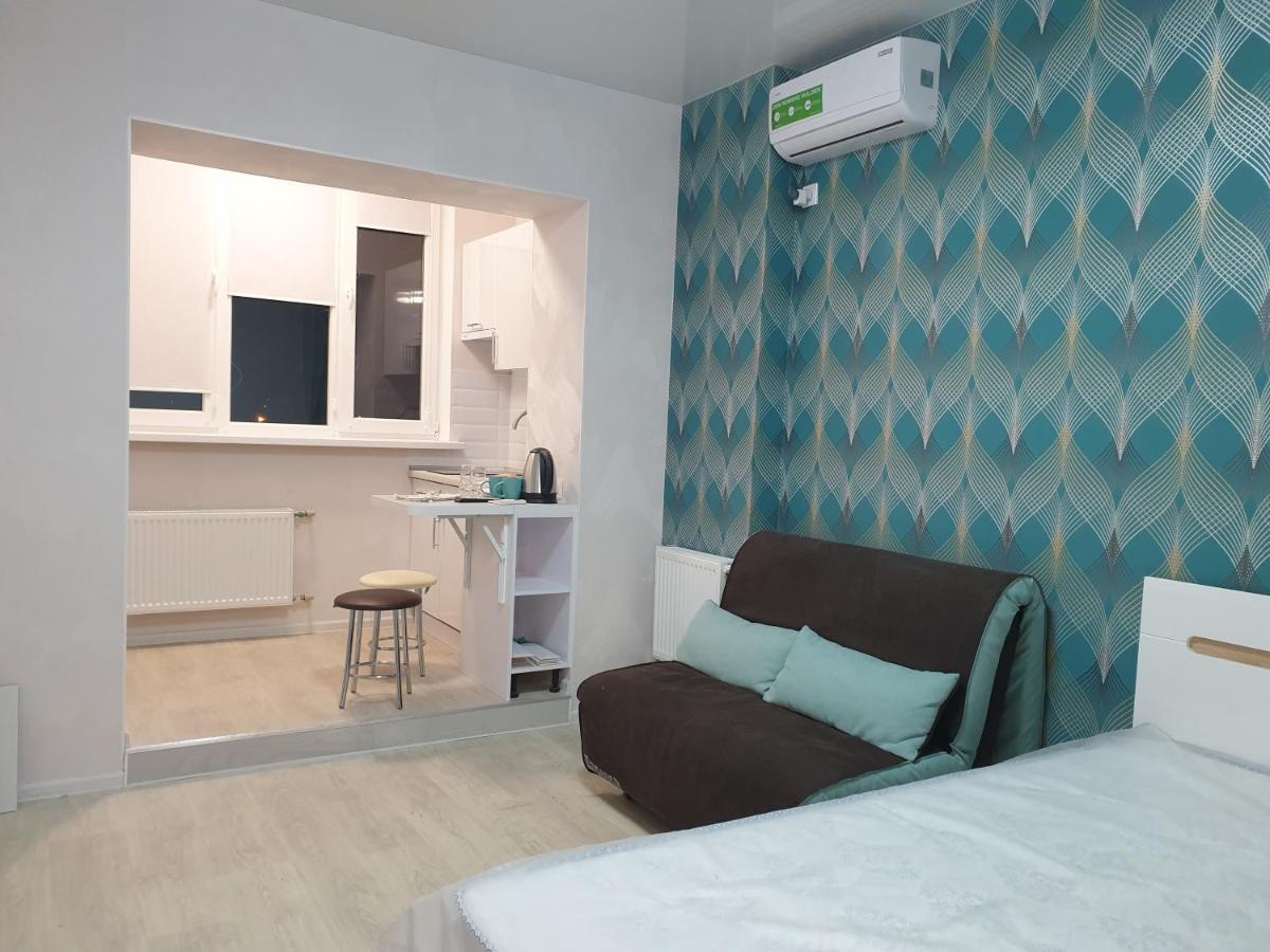 Apart Hotel Malinovskogo Kharkiv Bagian luar foto